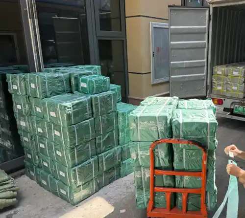 Замовлення апаратного забезпечення кабінету клієнта упаковане та готове до відправлення